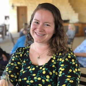 Meet your Posher, Krystalyn!